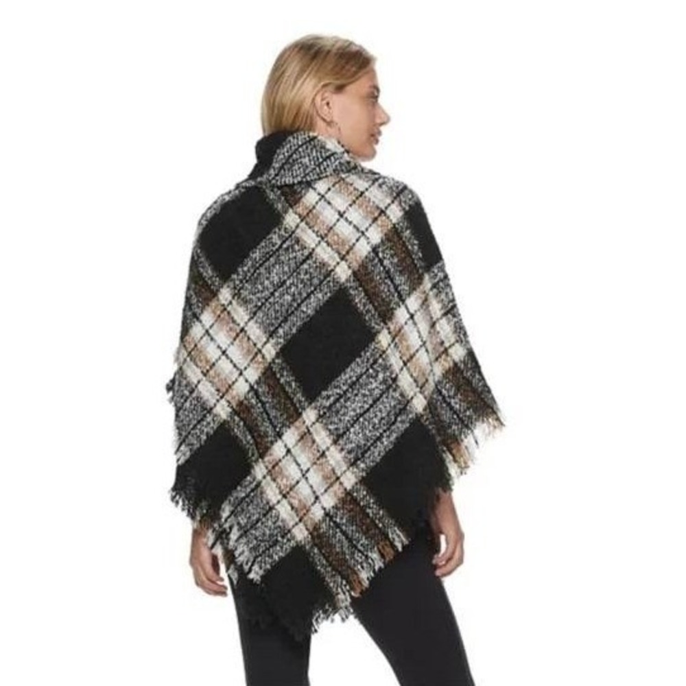 APT.9 London Plaid Toggle Ruana Poncho Cape Wrap Black‎ Brown White Cozy OS - Picture 9 of 9